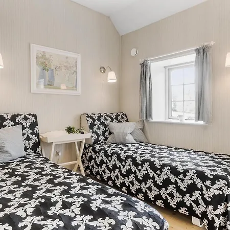 1 Bedroom In Ferienhaus Fåborg